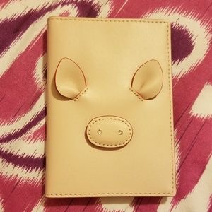 Passport Holder Kate Spade. Chinese Pig Year.